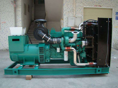 咸丰1100kw康明斯柴油发电机组图片 咸丰1100kw康明斯柴油发电机组图片